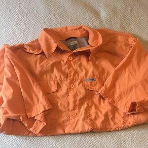 Columbia short sleeve button up. Size L